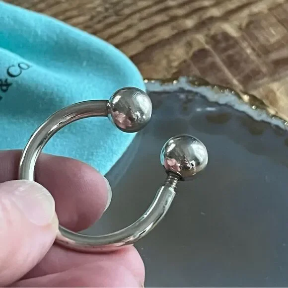 Authentic Tiffany & Co.® Key Ring in Sterling Silver - Beautiful! - Picture 2 of 5